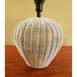 Vintage Large Key West Style Rounded Spiral White Wicker Lamp 80s